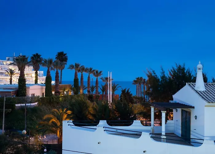 アパートホテル Azul Mar アルブフェイラ